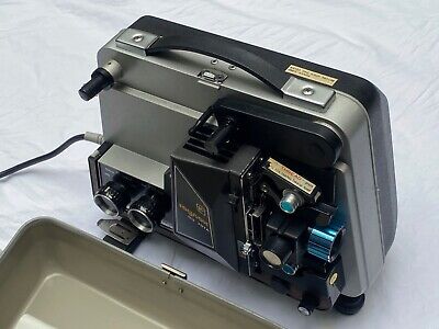 Proyector de cine vintage retro Raynox DU707A 8 mm