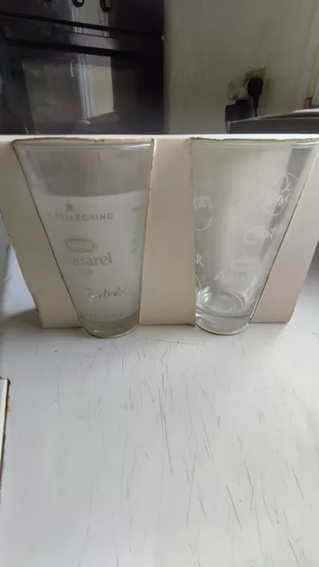 2 Anciens Verre Publicité Eau Contrex Perrier Vittel Quezac