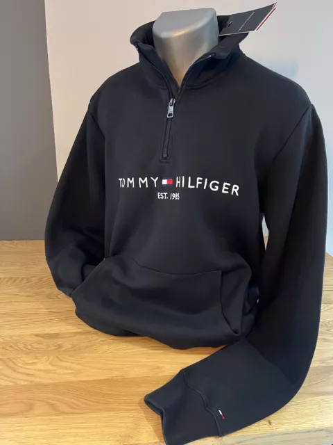 sweatshirt  zip tommy hilfiger neuf jamais porte avec etiquette