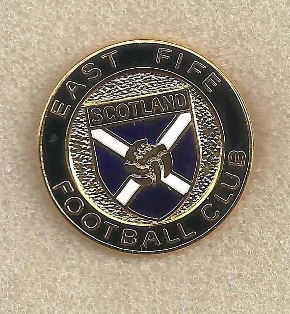 badge épingle football rotor Volgograd Russie - FC Nantes France 1994 badge épingle football rotor Volgograd Russie - FC Nantes France 1994
