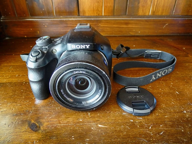 Fotocamera Sony DSC HX400V con GPS usata funzionante ma difettosa