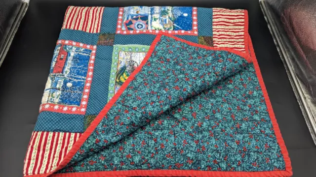 Vintage Chagrin Valley Quilters Reversible Christmas Quilted Blanket 41x43
