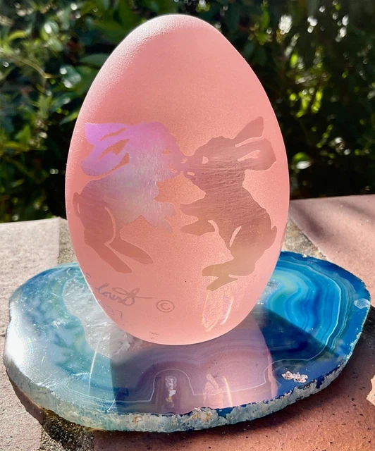 VTG Arthur Court Pink Crystal Iridescent Easter Egg Discontinued Bunnies Dancing