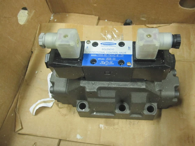 International DG08-8C-10 Directional Control Valve DG03-6C-115VAC-81-DN New