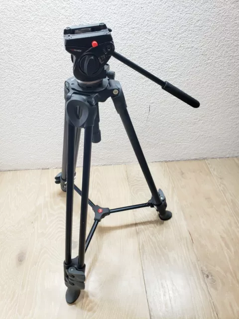 Manfrotto MVT502AM 2-Stage Aluminum Tripod with 701HDV Fluid Head - NO QR Plate