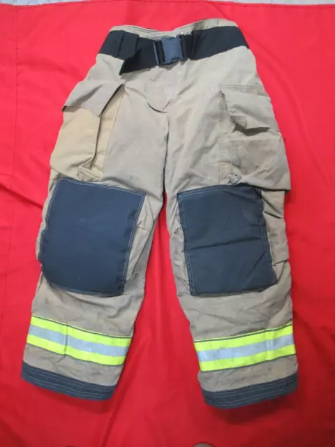 Mfg 2013 GLOBE G-XTREME 32 x 28 Firefighter Turnout Bunker Pants GEAR RESCUE TOW