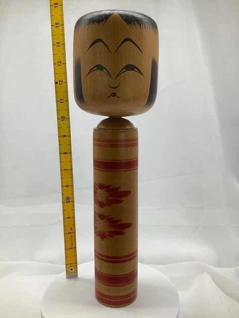 Poupée Japonaise Kokeshi Yamagata Artisanale Ancienne, Bois Sculpté Et Peint à La Main, Signée P37