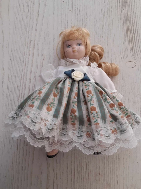 Poupée Porcelaine Melle Mimi 24 Cm - Création Française - Yeux Verre Bleu
