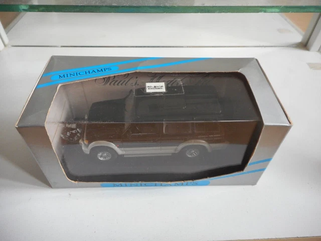 Miniature Minichamps 1/43 Mitsubishi Pajero LWB V6 3.0L 1994 Noire - Boîte D'origine