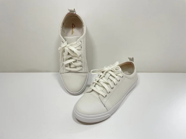 Clarks glove echo white store
