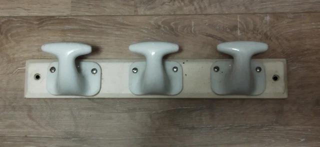 2 Jolis Porte-manteaux Métal Et Porcelaine – Déco Vintage D'occasion