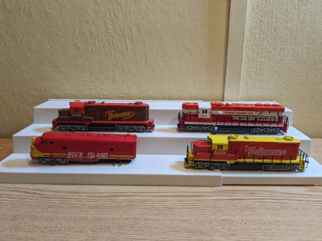 Lot of 4 Diesel Locomotives for Parts / Repair - HO Scale