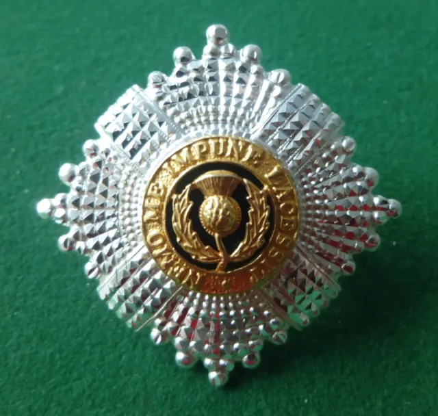 British Army Officer's Cap Badge - The Scots Guards SCOTS GDS