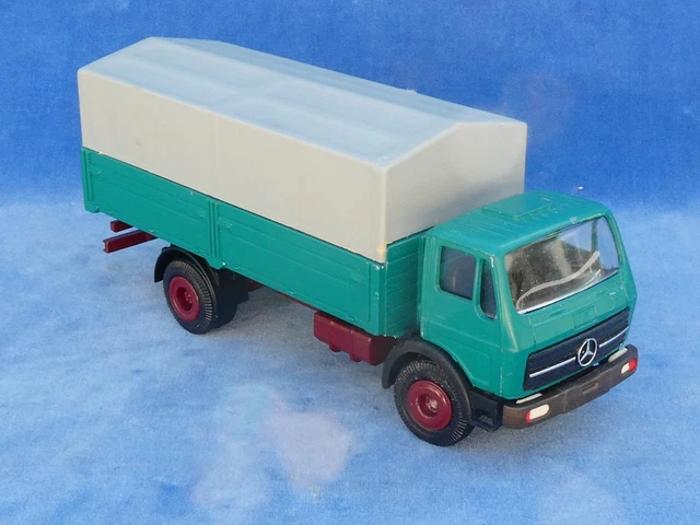 Dadi - Dinky Toys: 25 Pounder Gun Unit, réf 697, Bedford 4X4 Bâché, réf