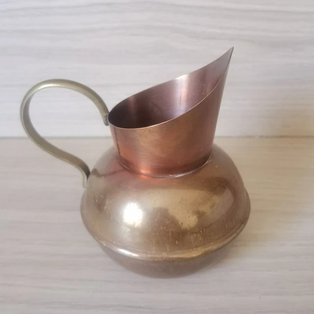 Acheter Pichet en cuivre et acier martelé au diamant avec bouton en laiton, ustensiles de service, 2000 ML Acheter Pichet en cuivre et acier martelé au diamant avec bouton en laiton, ustensiles de service, 2000 ML