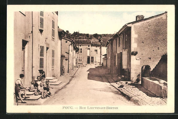 CPA Foug, Rue Lieutenant-Breton