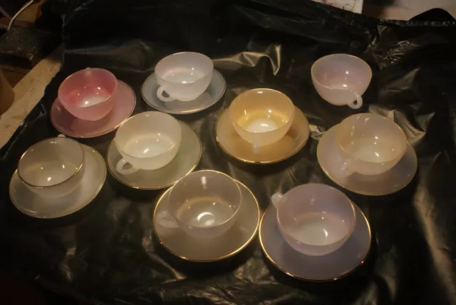Service à café Vintage opaline -  Arcopal coffee service 1960's arcopal