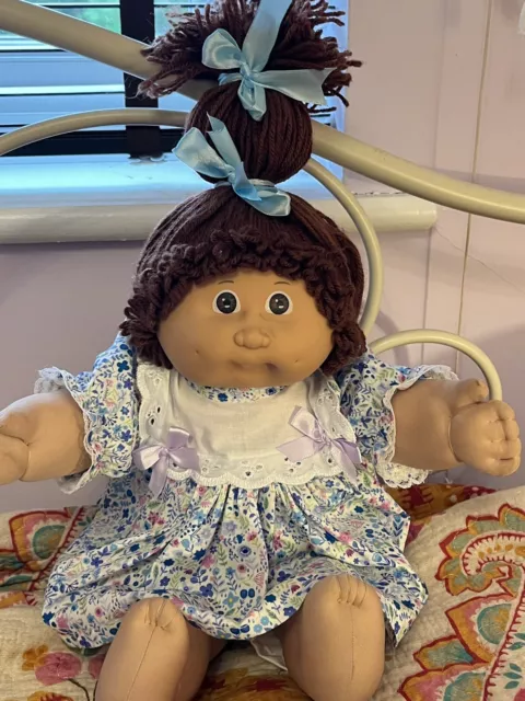 Lovely Vintage Cabbage Patch Kids Doll Jesmar Auburn Hair Brown Eyes HM4