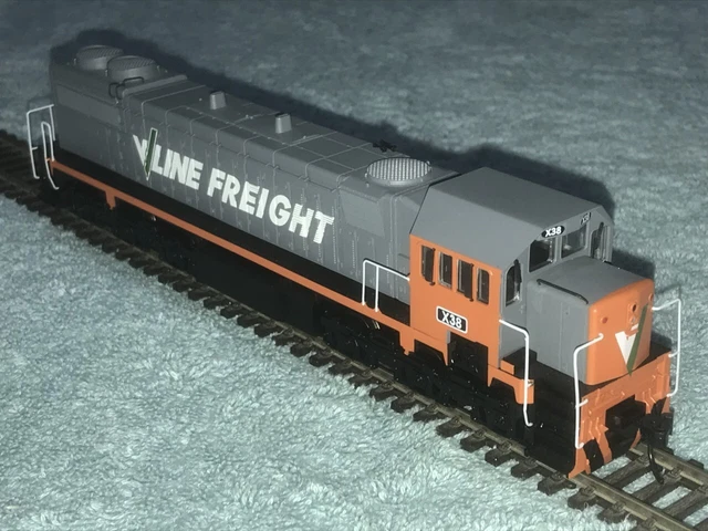 Austrains V/LF Mk2 X Class Diesel Loco