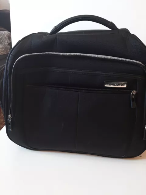 Samsonite Mightlight Boarding Bag * read