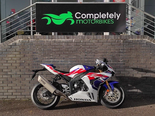 HONDA CBR1000RR-R Fireblade SP 30th Anniversary