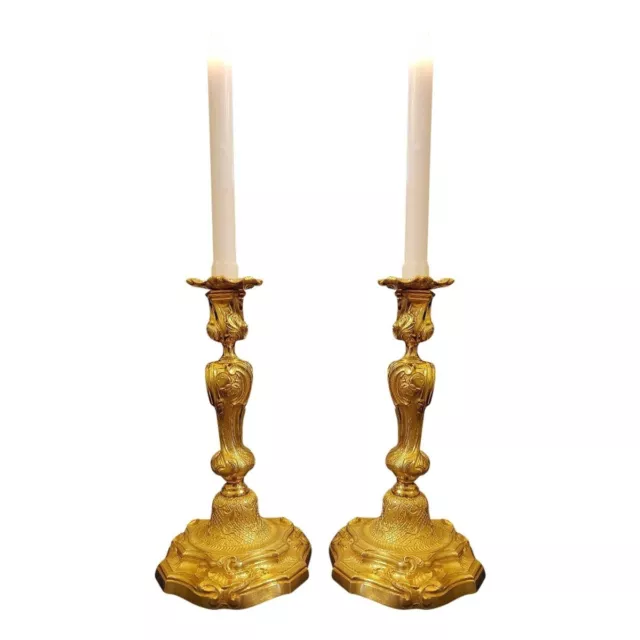 Paire de Bougeoirs en bronzes dorés style Louis XV Rocaille aux "Papillons" XIXé