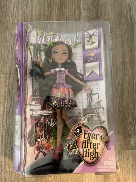 Mattel EVER AFTER HIGH 1st Edition Rebel CEDAR WOOD Fashion Doll