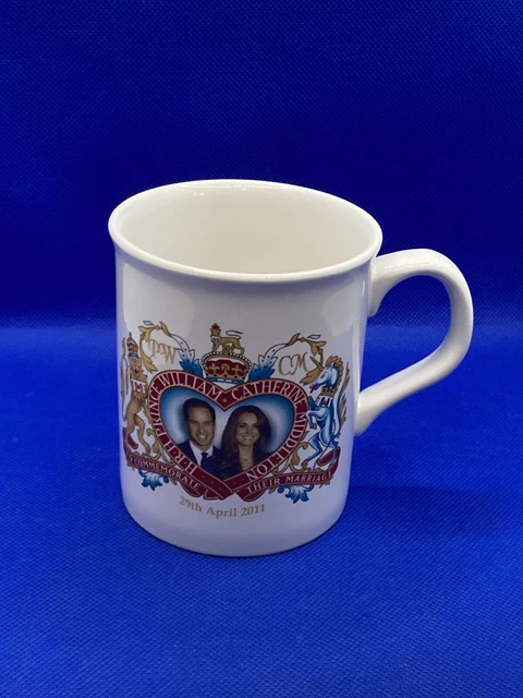 Prince William & Kate Middleton Royal Wedding Cardboard Cutout - Lifesize Standee With Photo