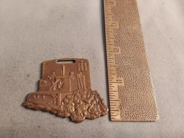 Watch Fob International Harvester Bulldozer Pushing Dirt Ferrante Equipment