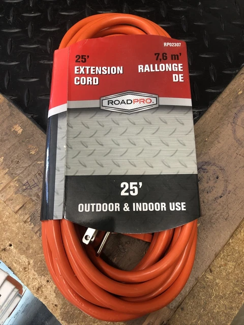 RoadPro 25ft. Indoor & Outdoor Extension Cord RP02307