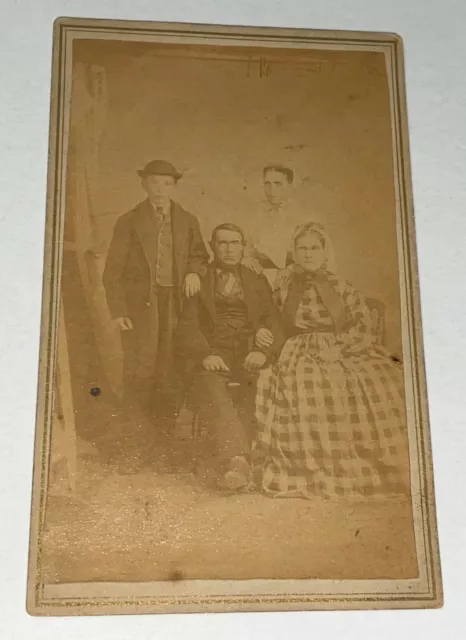 Rare Antique American Civil War Era Victorian Fashion Family Group CDV Photo! US 2