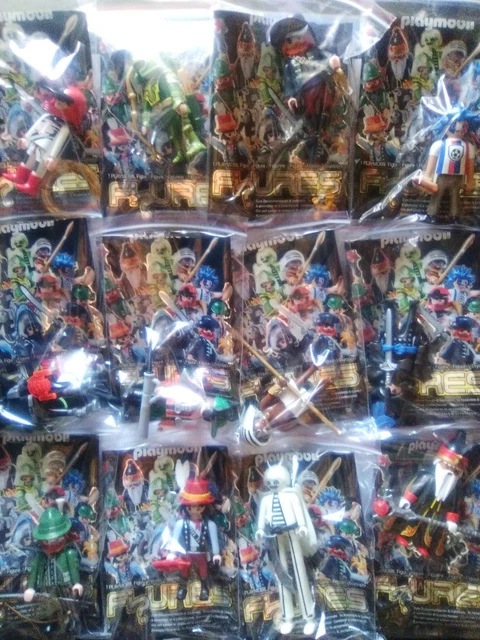 12 FIGURAS PLAYMOBIL 6840 COLECCIÓN COMPLETA SERIE 10 CHICOS