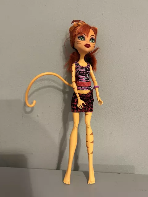 Monster High Doll Toralei Stripe