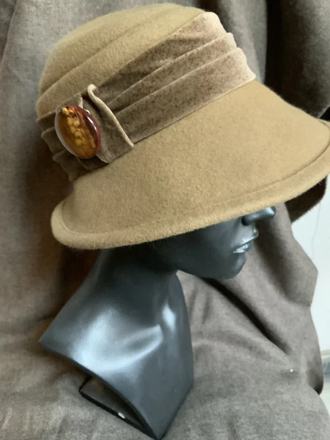 cappello donna lana vintage 60 anni beige marrone spilla 58