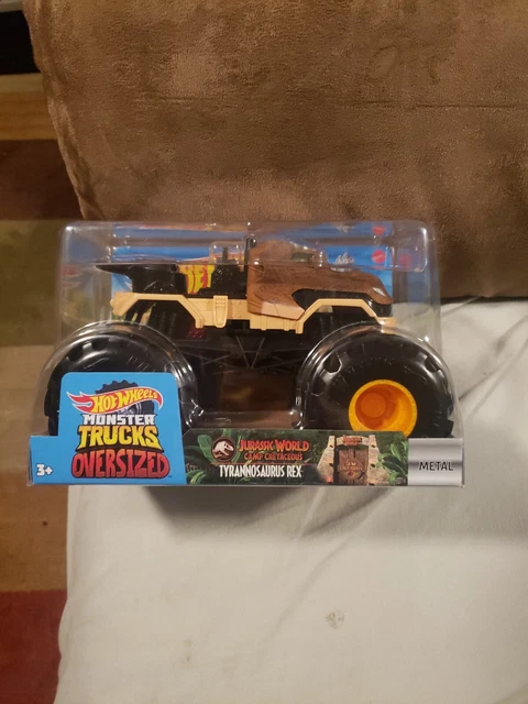 Hot Wheels Mermadness Oversized Monster Truck Diecast Vehicle 1:24