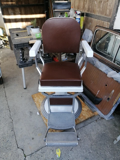 Vintage Poltrona Barbiere Fratelli Zerbini Anni 60
