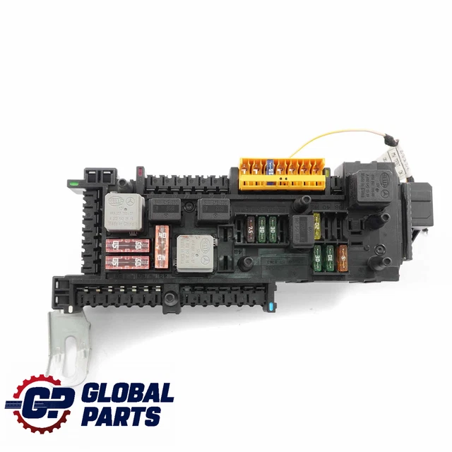 MERCEDES W204 FUSE Box Rear SAM Module Electrical Fuse Unit A2049067702