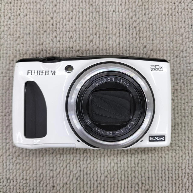 FUJI FILM FinePix F FINEPIX F1000EXR WH… FUJIFILM FINEPIX F1000EXR Compact Digital Camera White