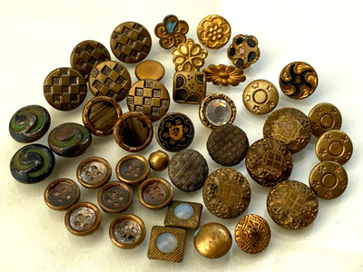 duo  boutons vintage monture métal 2,5 et 2 cm bijoux creation D4B 