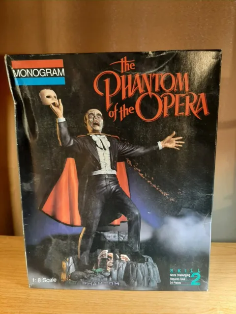 Phantom of the Opera Classic Monogram Model kit 1:8 scale