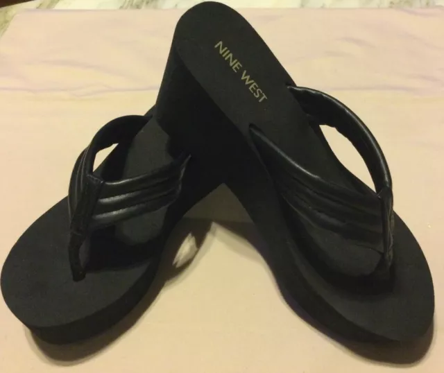 Nine West Spin3 Womens Size 7 Sandals Black Quilted Thong Wedge New in Box