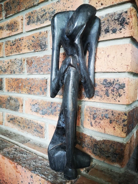 RARE ANCIENNE BELLE STATUE CYCLISTE COURSES EN FER PATINE BRONZE - H23