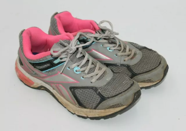 Reebok Womens Quickchase Size 9 Running Shoes Gray M48735 Lace Up Sneakers Pink