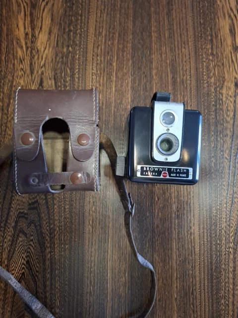 Appareil Photo Kodak Brownie Flash Camera Vintage 1955 Ancien Objet du