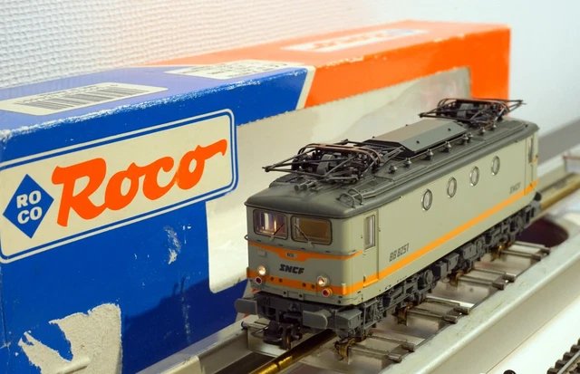 ROCO 43562 ECHELLE Ho 1/87 Locomotive Sncf Bb 9312 Beton + Boite EUR