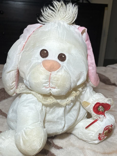 VNTG Fisher Price Puffalump Bunny 1986 Valentine Rabbit Red Heart 8012 Lace See*