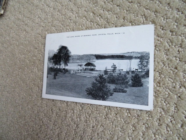 CRYSTAL FALLS MI MICHIGAN Postcard ca 1950 lake Shore at Bewabic Park Scene