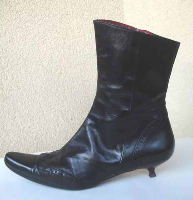 Boots Bottines Cuir Noir Perfore Souple -  Doublure + Talon Rouge - T 40- Tbe 2