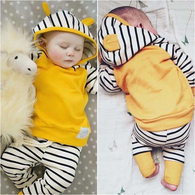 Set 2 pz top con cappuccio + pantaloni abiti casual
