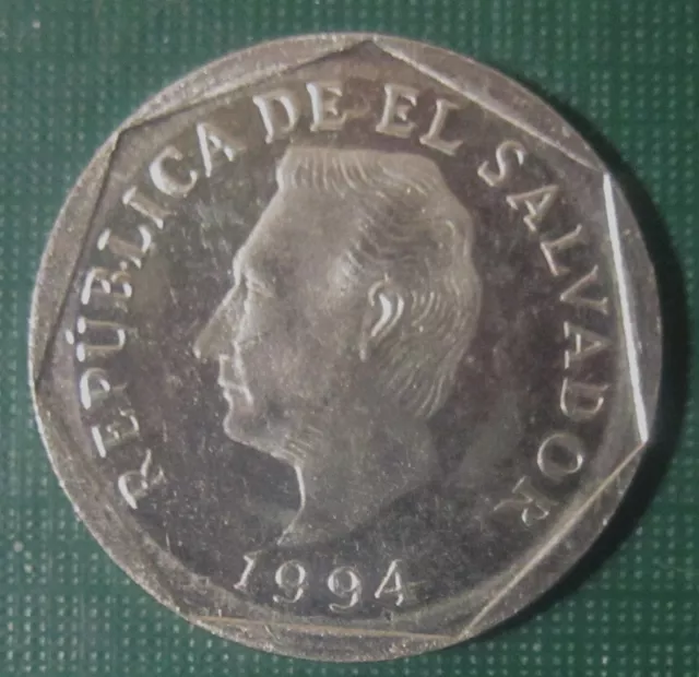 EL SALVADOR 1994 Five Centavo Bust of Morazan Cent  Coin